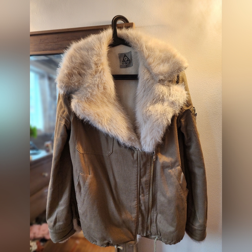Unif fur collar utility style coat